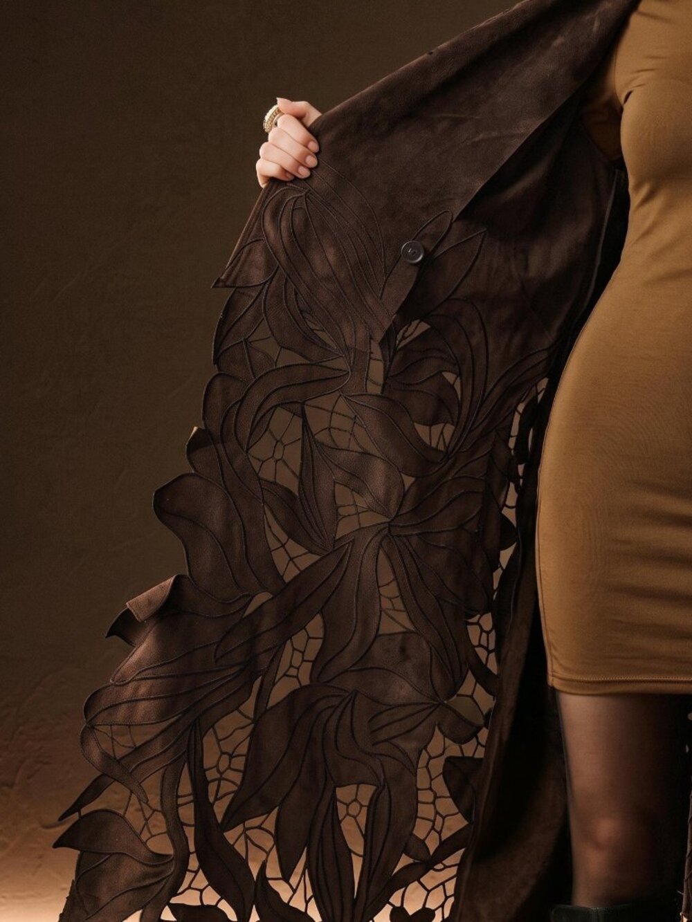 Coffee Brown Elegant Women's Leaf Hollow Embroidery Trench Coat - Picture 6 of 8